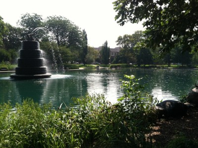 Taking a stroll through Goodale Park in search of Fashion!