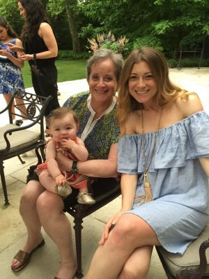 Maren, her mother and Lennon.